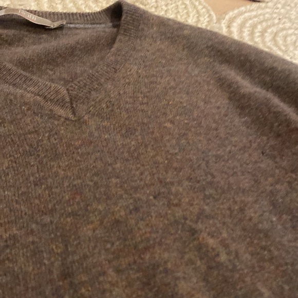 Raffi Garett - Pure Cashmere Basic V-Neck sweater Heathered  Brown - Picture 5 of 6